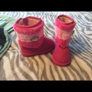 NEW Super Cute Toddler boots!!